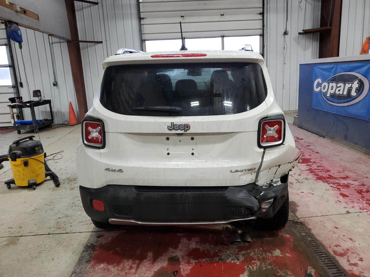 2015 Jeep Renegade - Image 6