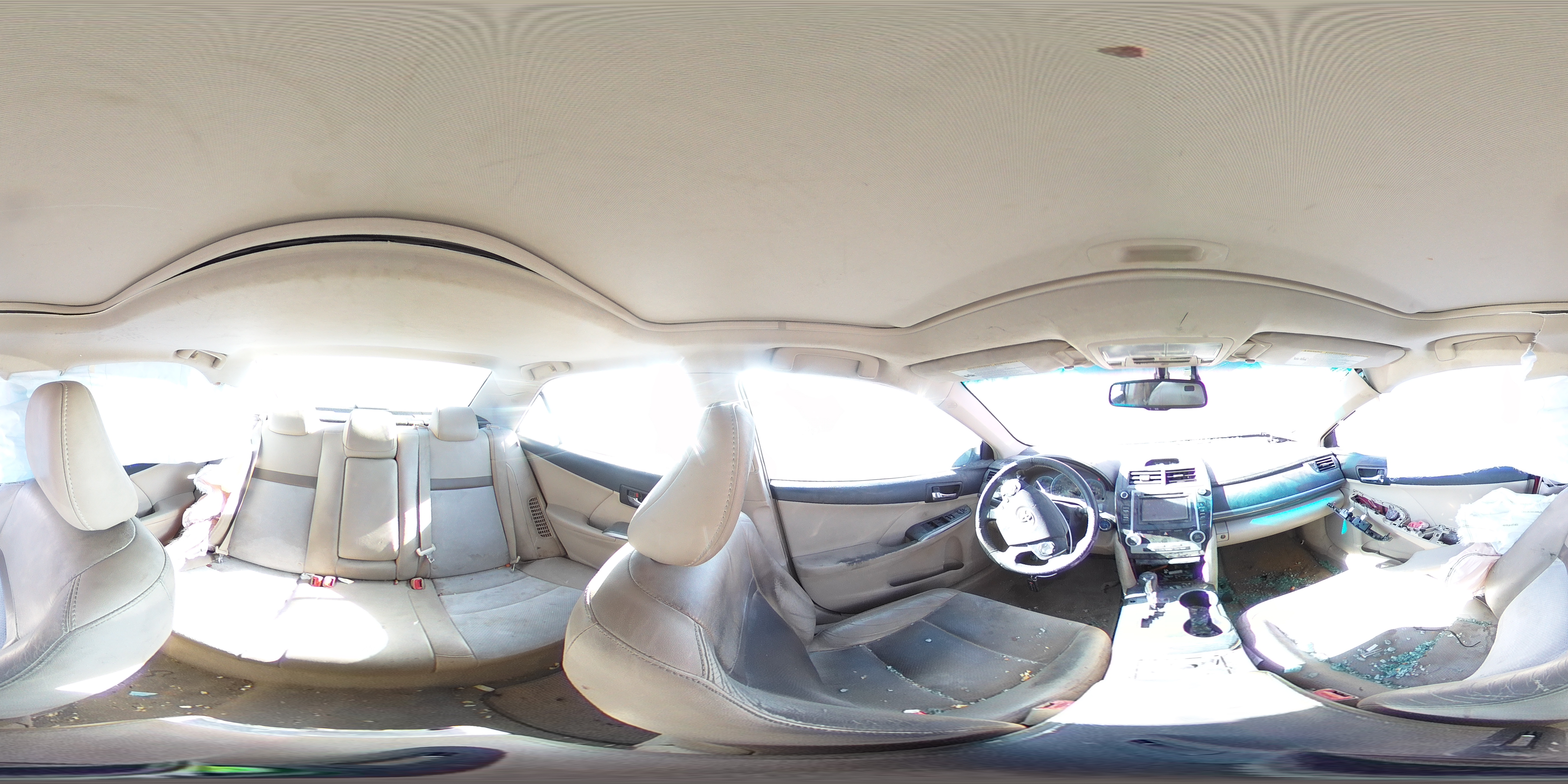 2012 Toyota Camry - Image 13