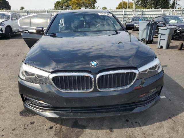  BMW 5 SERIES 2018 Серый