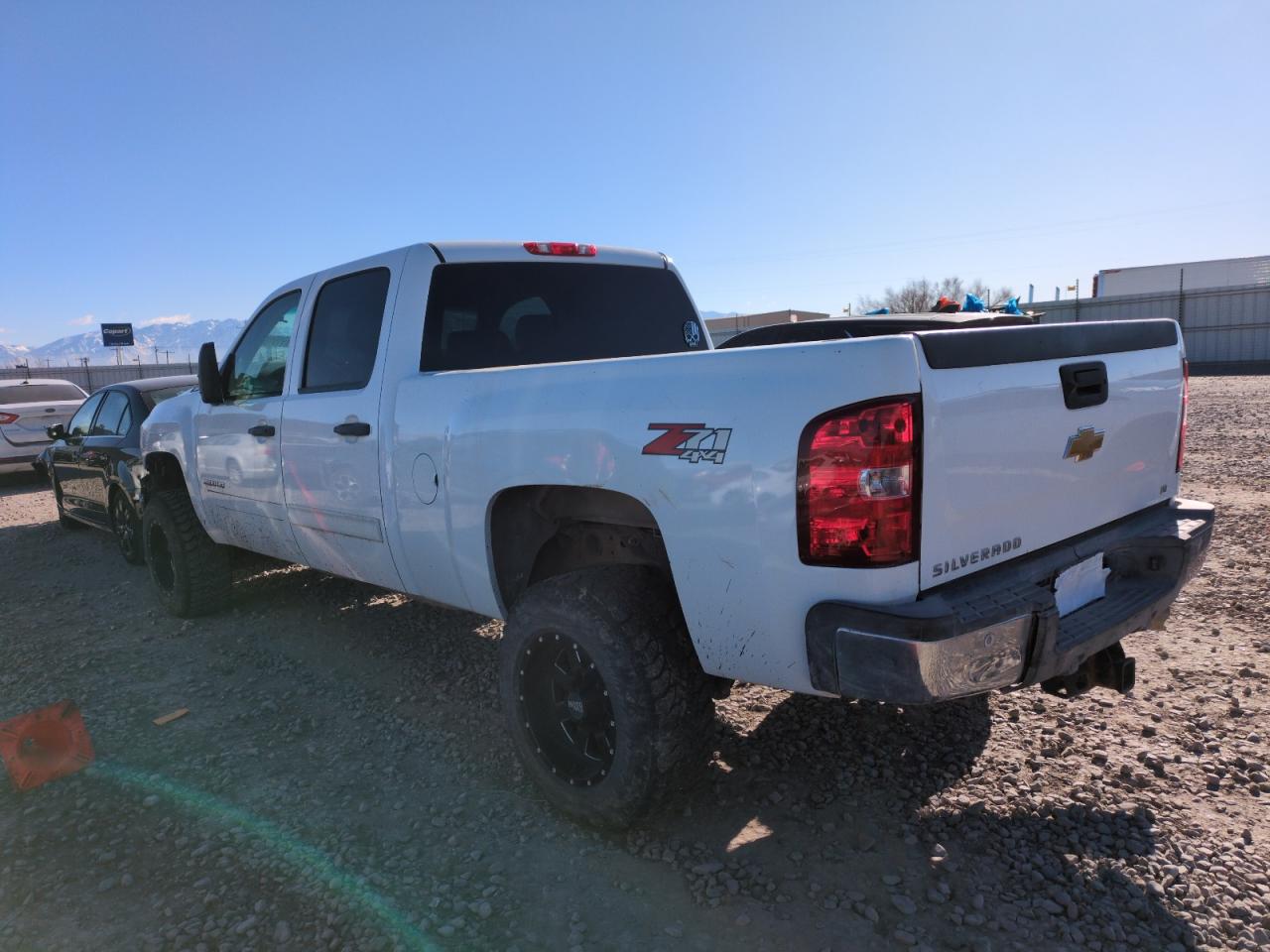 2012 Chevrolet Silverado - Image 2