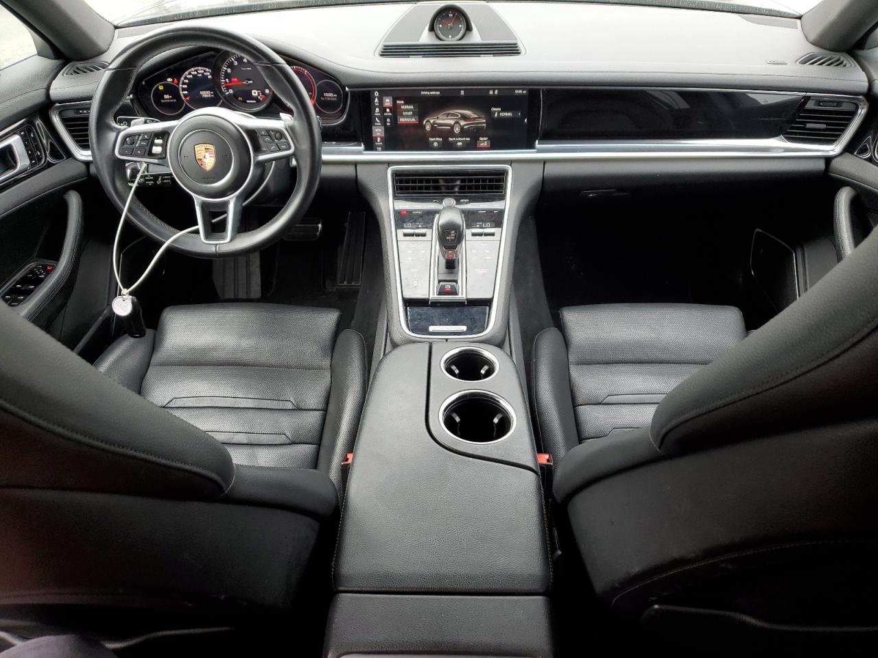 2018 Porsche Panamera - Image 8