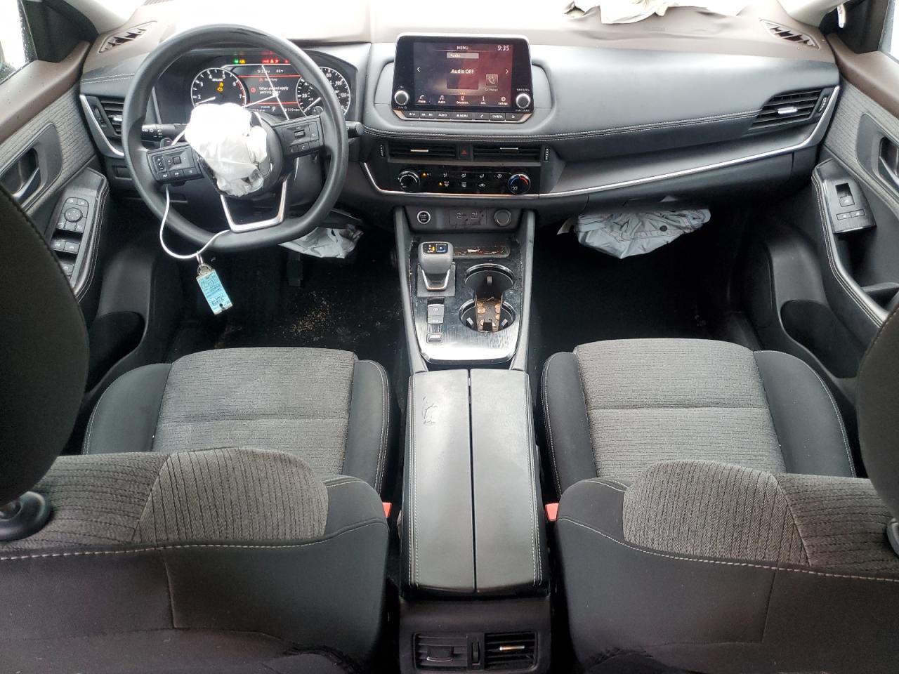 2021 Nissan Rogue - Image 8