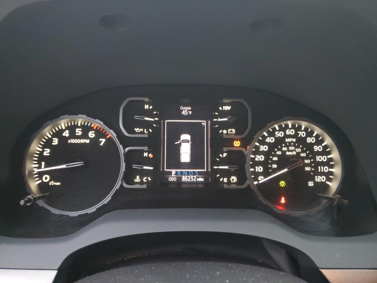 2019 Toyota Tundra - Image 9