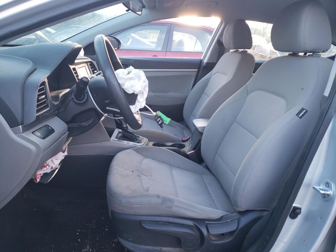 2019 Hyundai Elantra - Image 7