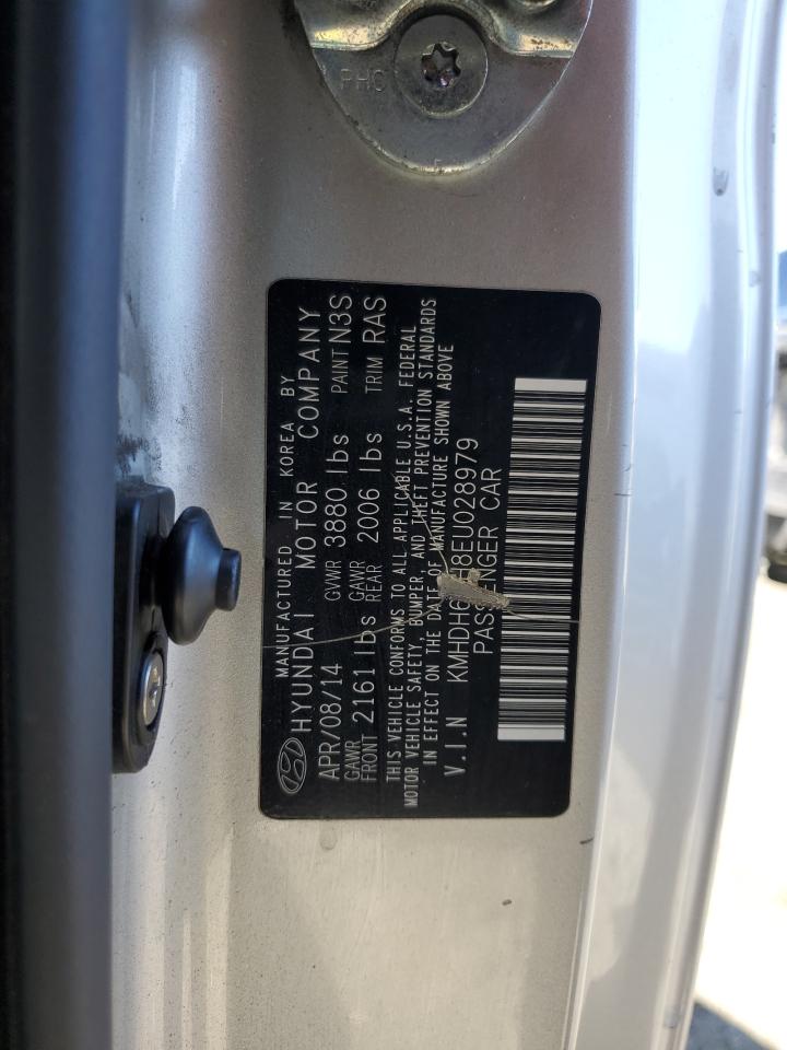 2014 Hyundai Elantra - Image 13
