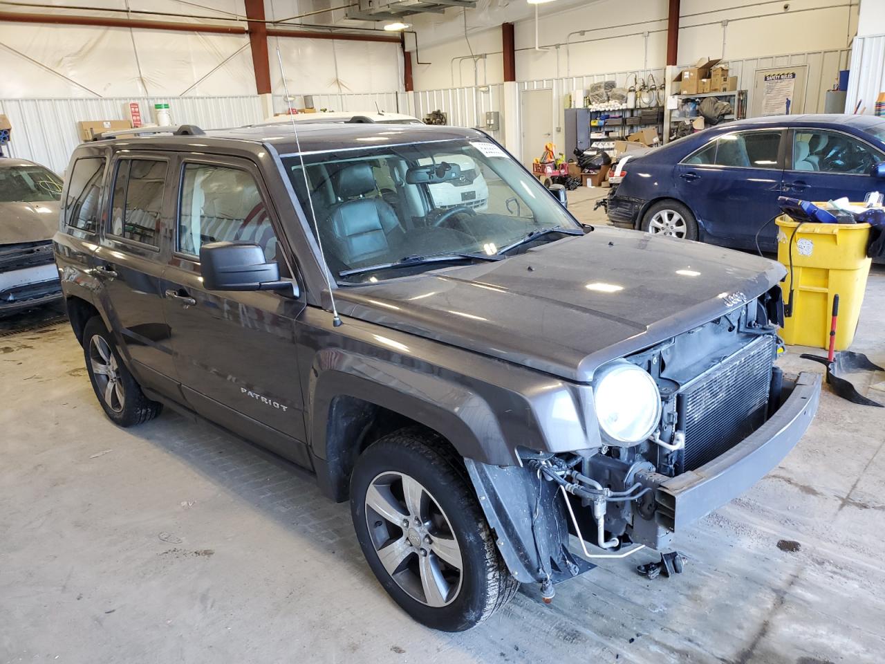 2016 Jeep Liberty (Patriot) - Image 4