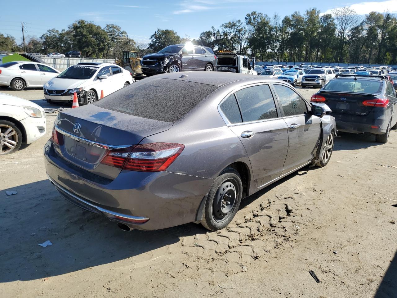 VIN 1HGCR2F81GA087912 2016 HONDA ACCORD no.3