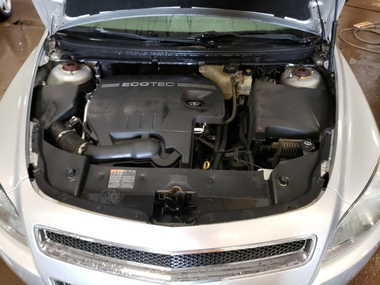 2010 Chevrolet Malibu - Image 11