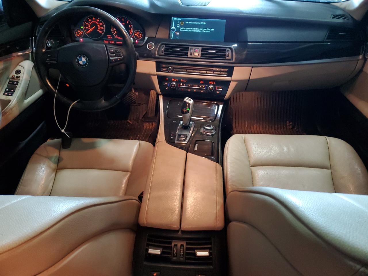 2011 BMW 5er - Image 8