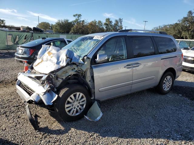 2011 Kia Sedona Lx