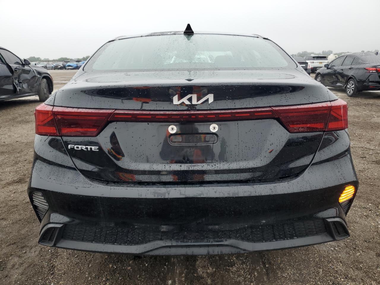 2024 Kia Forte - Image 6