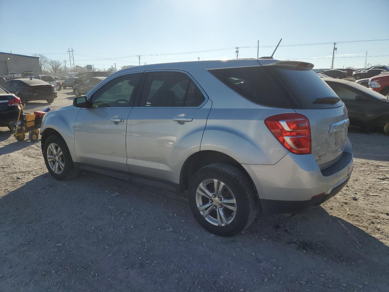 2016 Chevrolet Equinox - Image 2