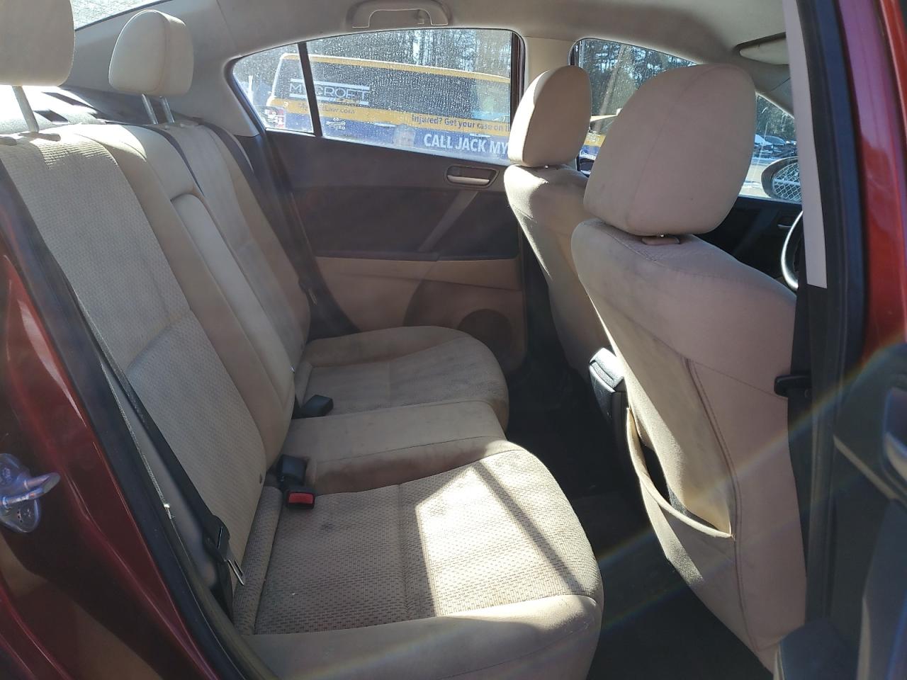2011 Mazda 3 - Image 10