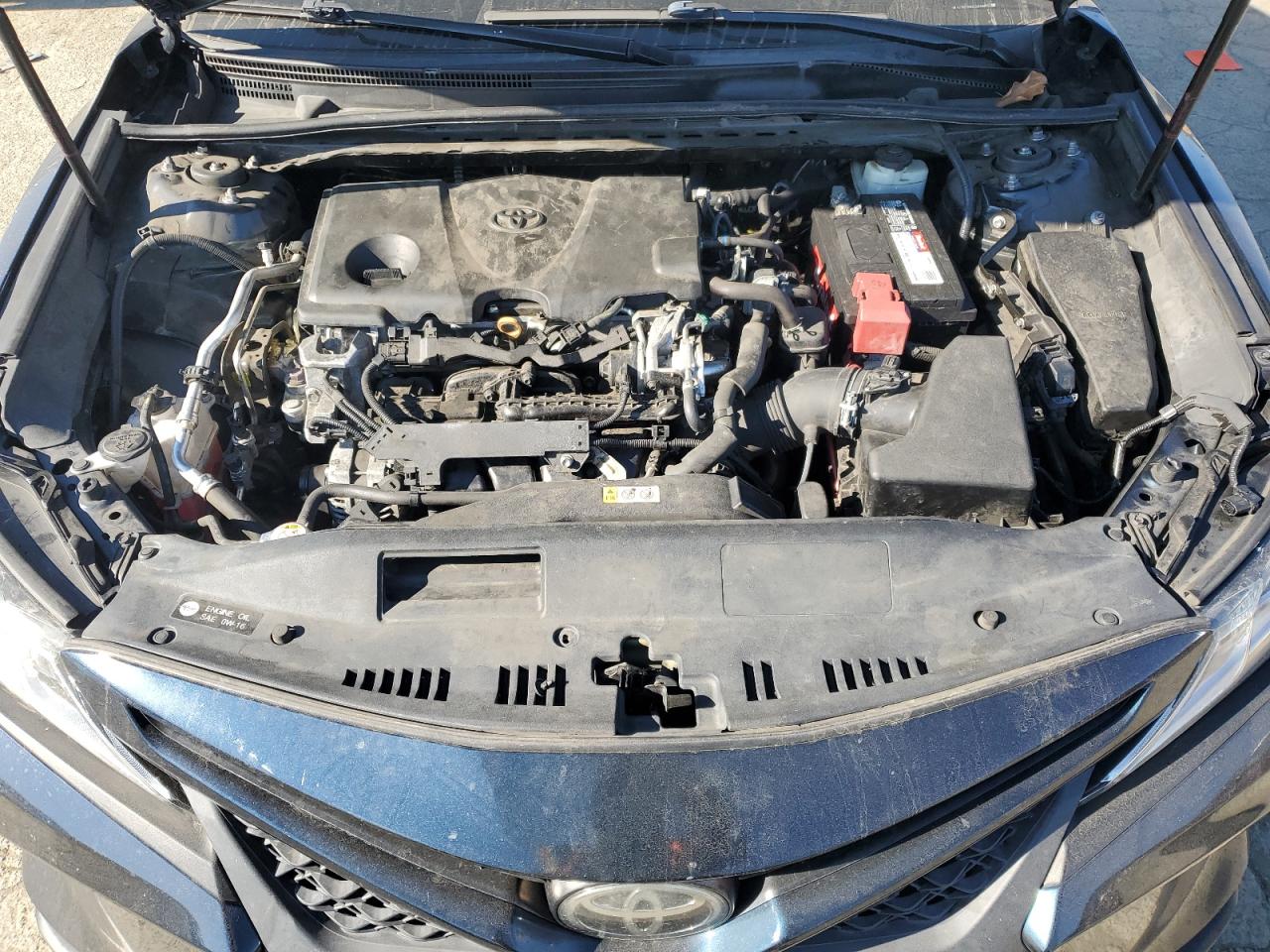 2018 Toyota Camry - Image 11