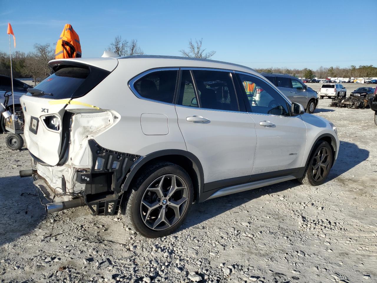 2016 BMW X1 - Image 3