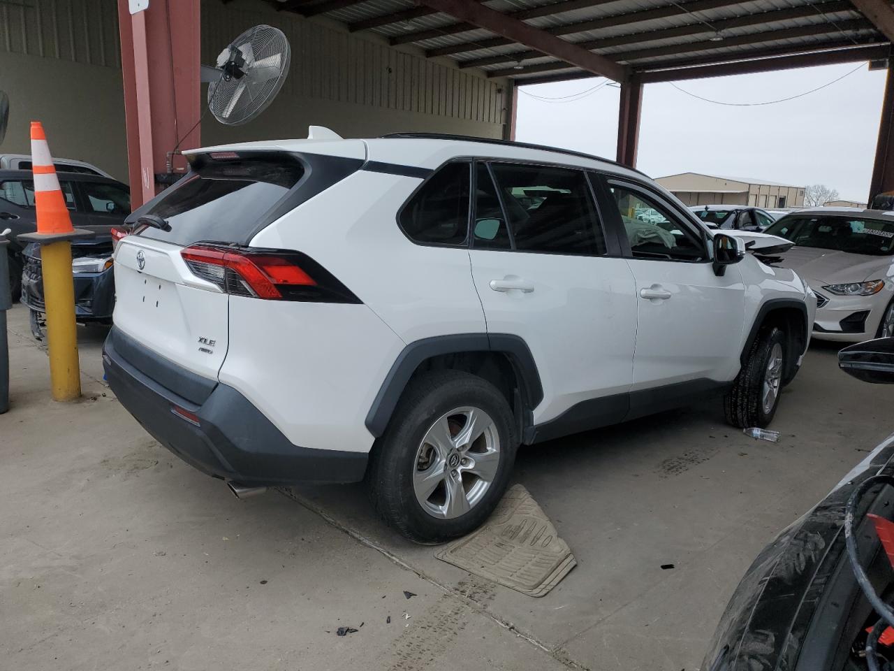 2021 Toyota RAV 4 - Image 3