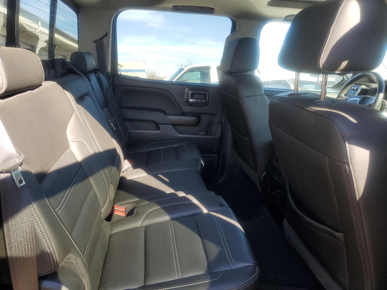 2018 GMC Sierra - Image 10