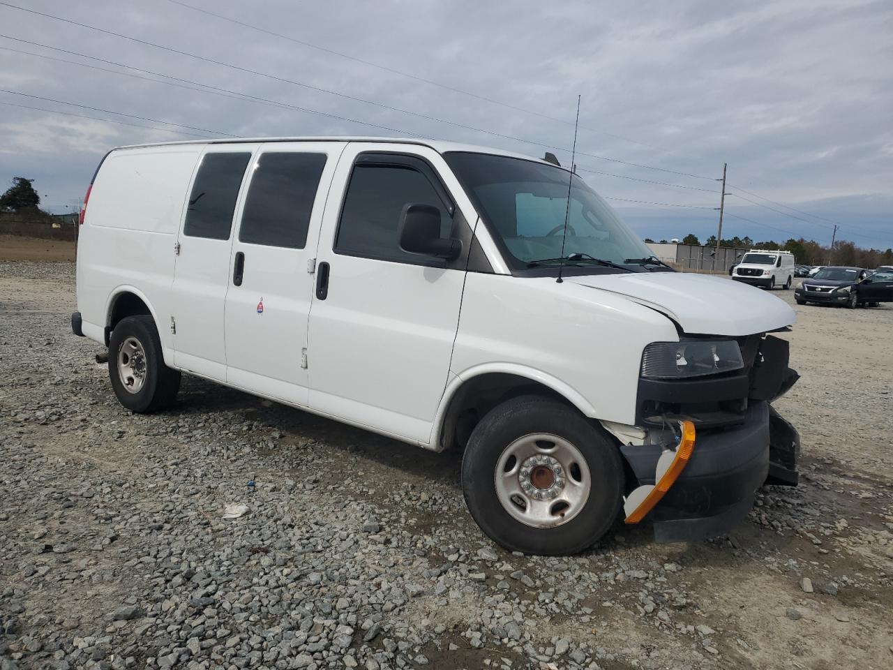 2018 GMC Savana - Image 4