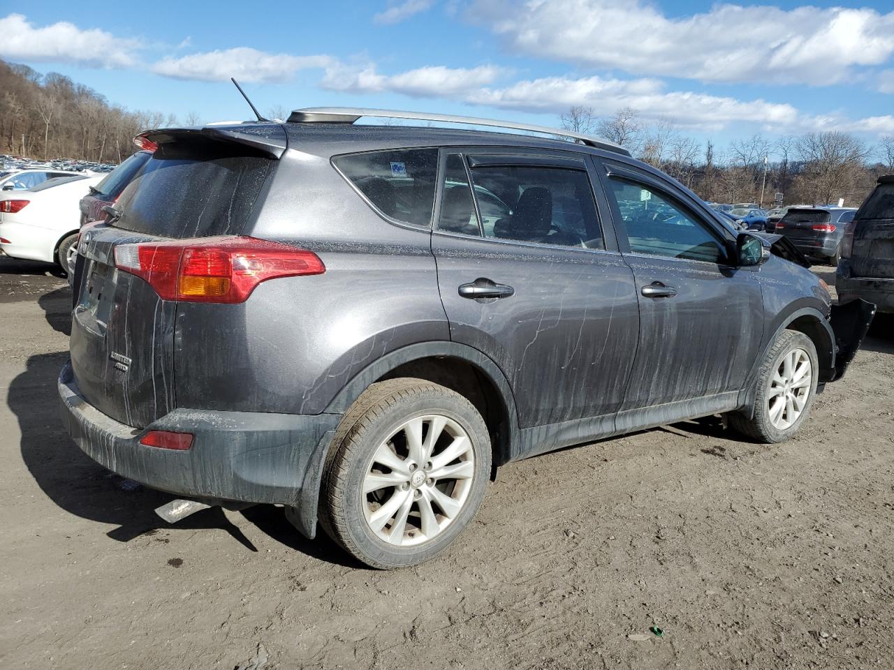 2015 Toyota RAV 4 - Image 3