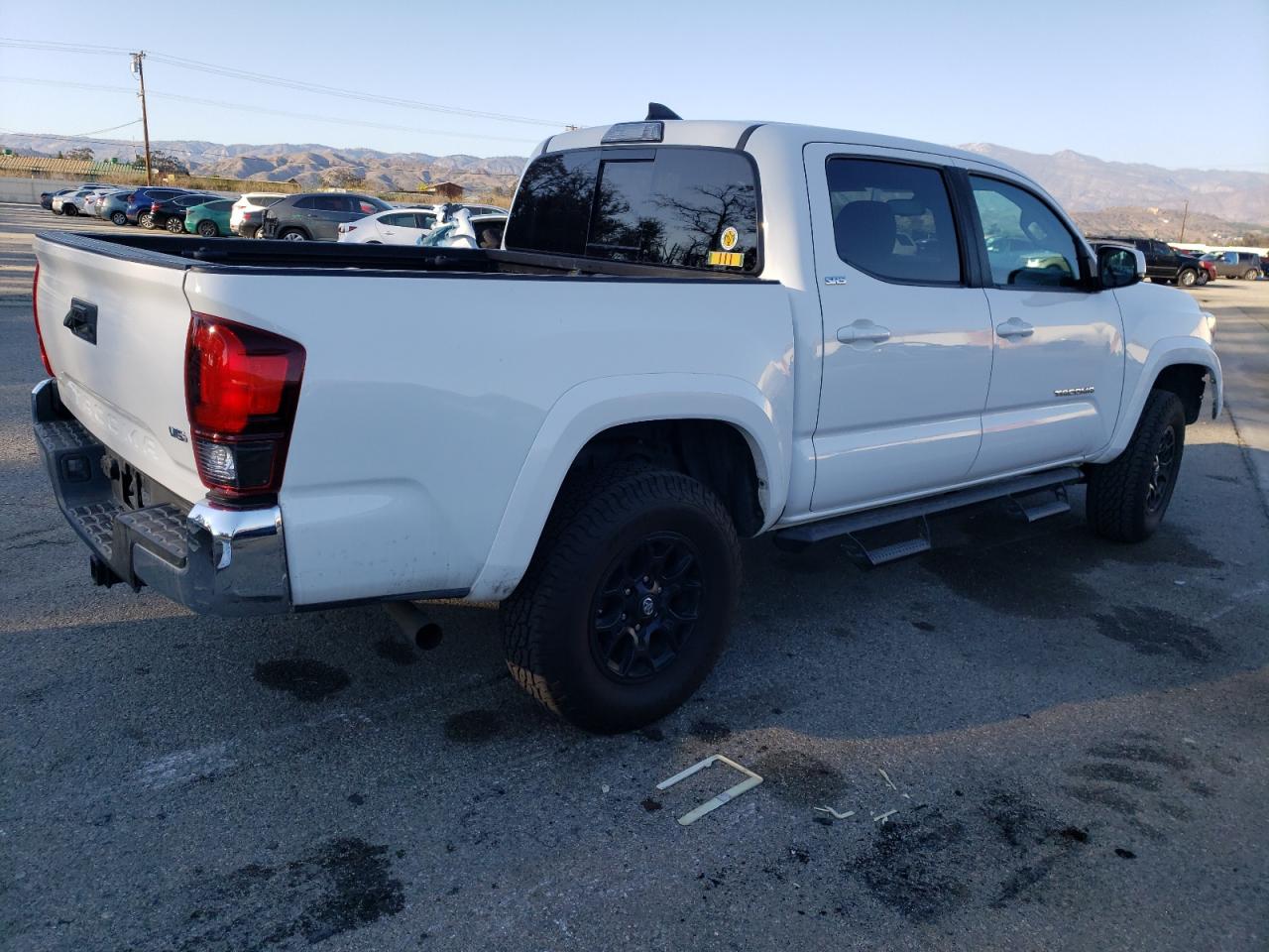 2019 Toyota Tacoma - Image 3