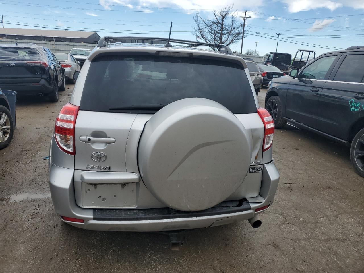 2011 Toyota RAV 4 - Image 6