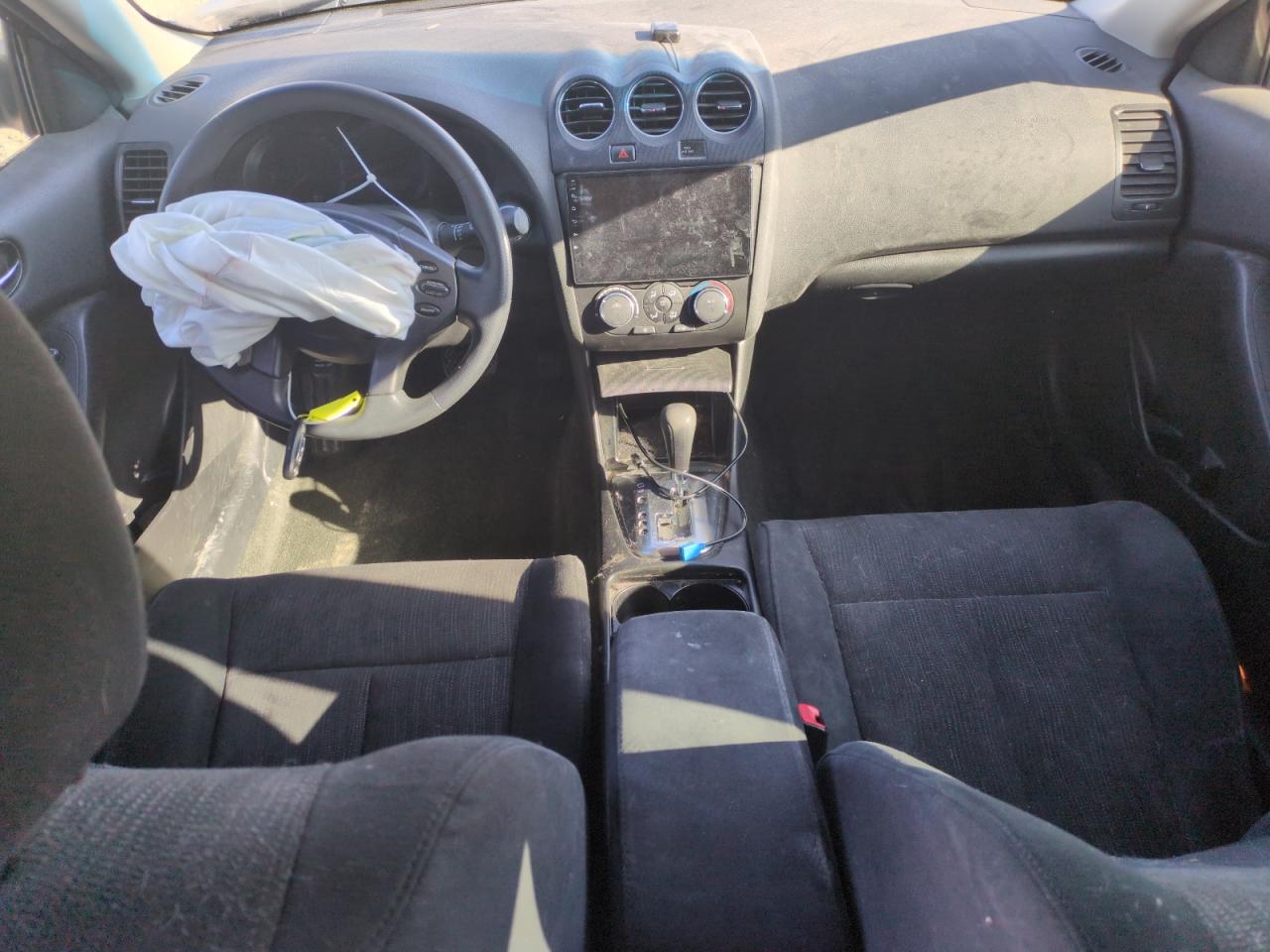 2012 Nissan Altima - Image 8