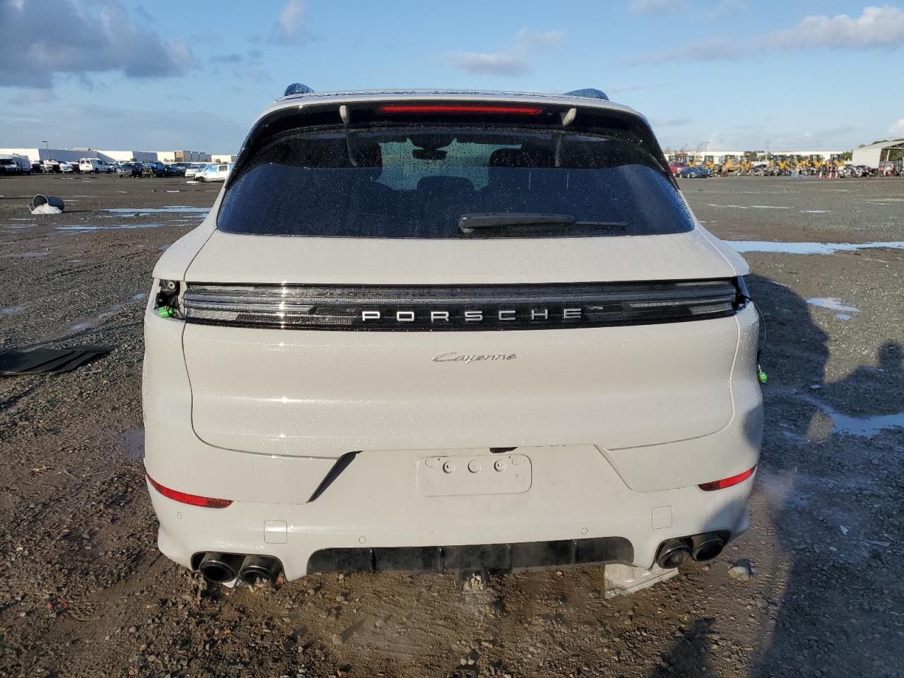 2024 Porsche Cayenne - Image 6