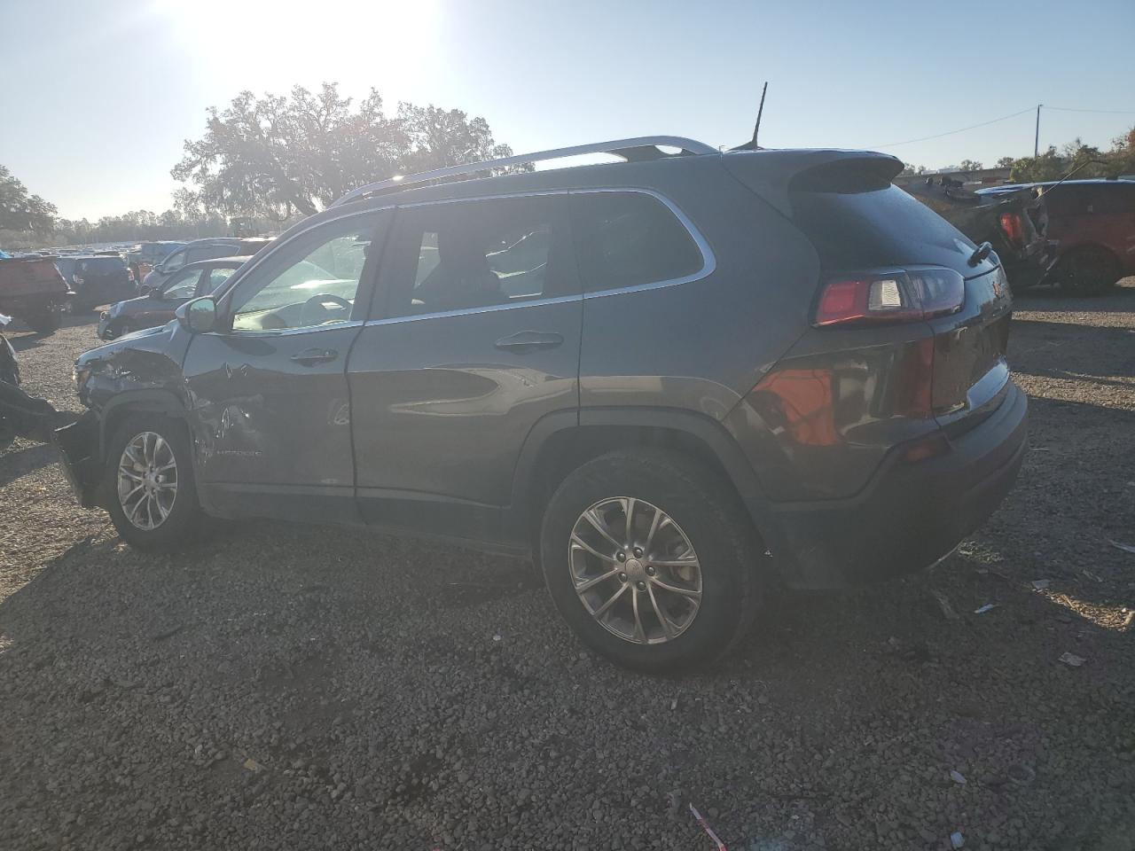 2019 Jeep Grand Cherokee - Image 2