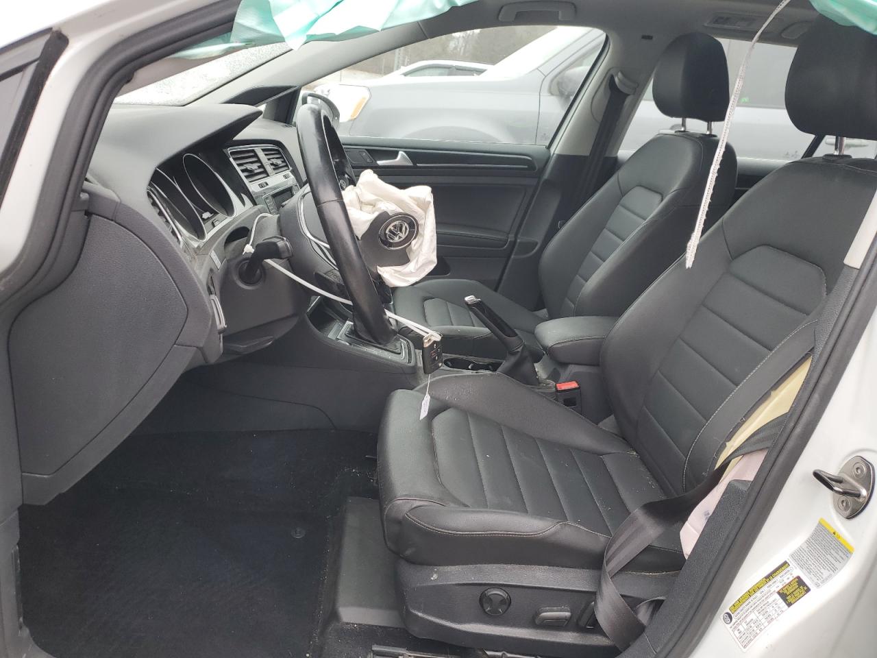 2015 Volkswagen Golf - Image 7