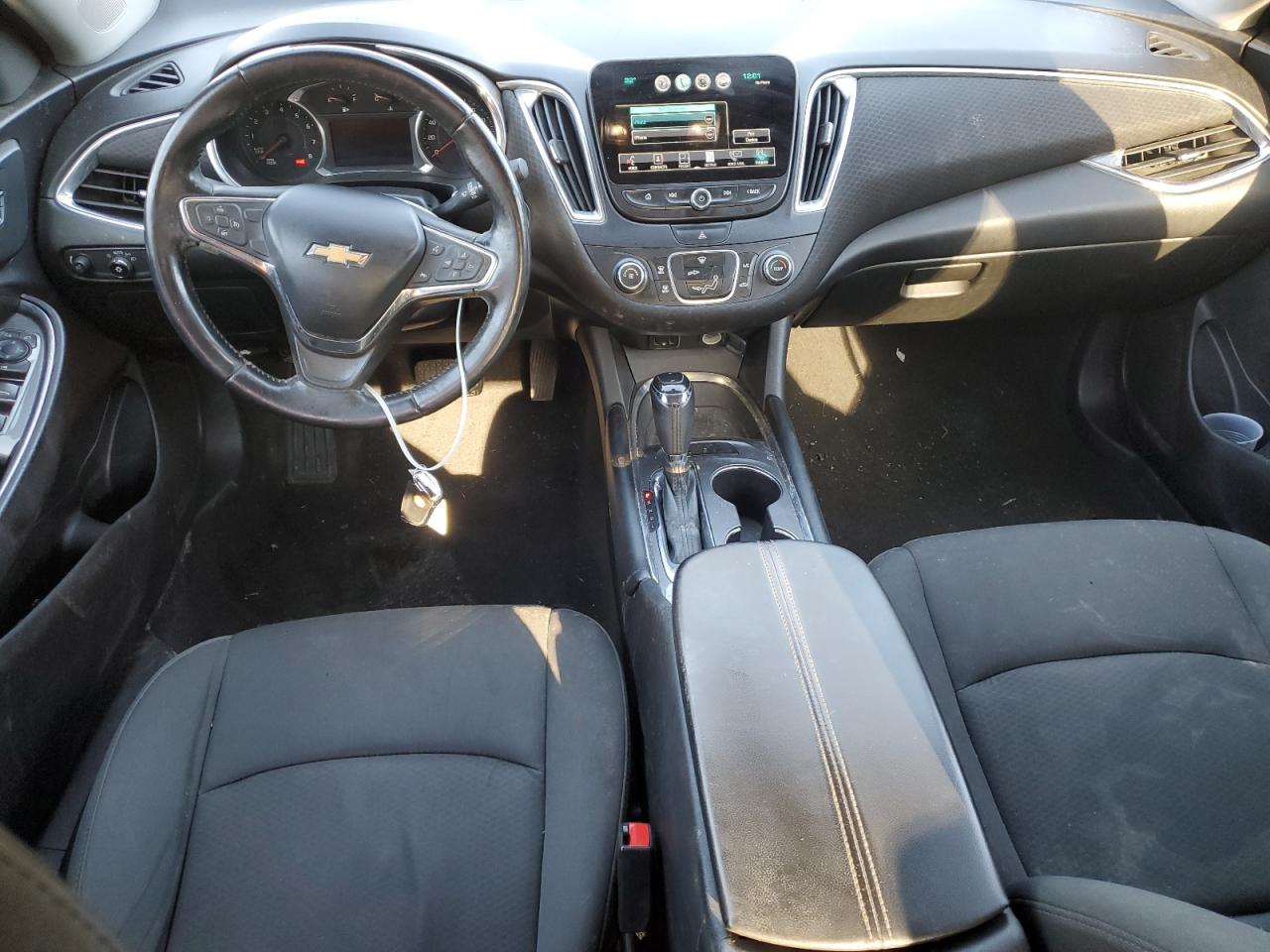 2016 Chevrolet Malibu - Image 8
