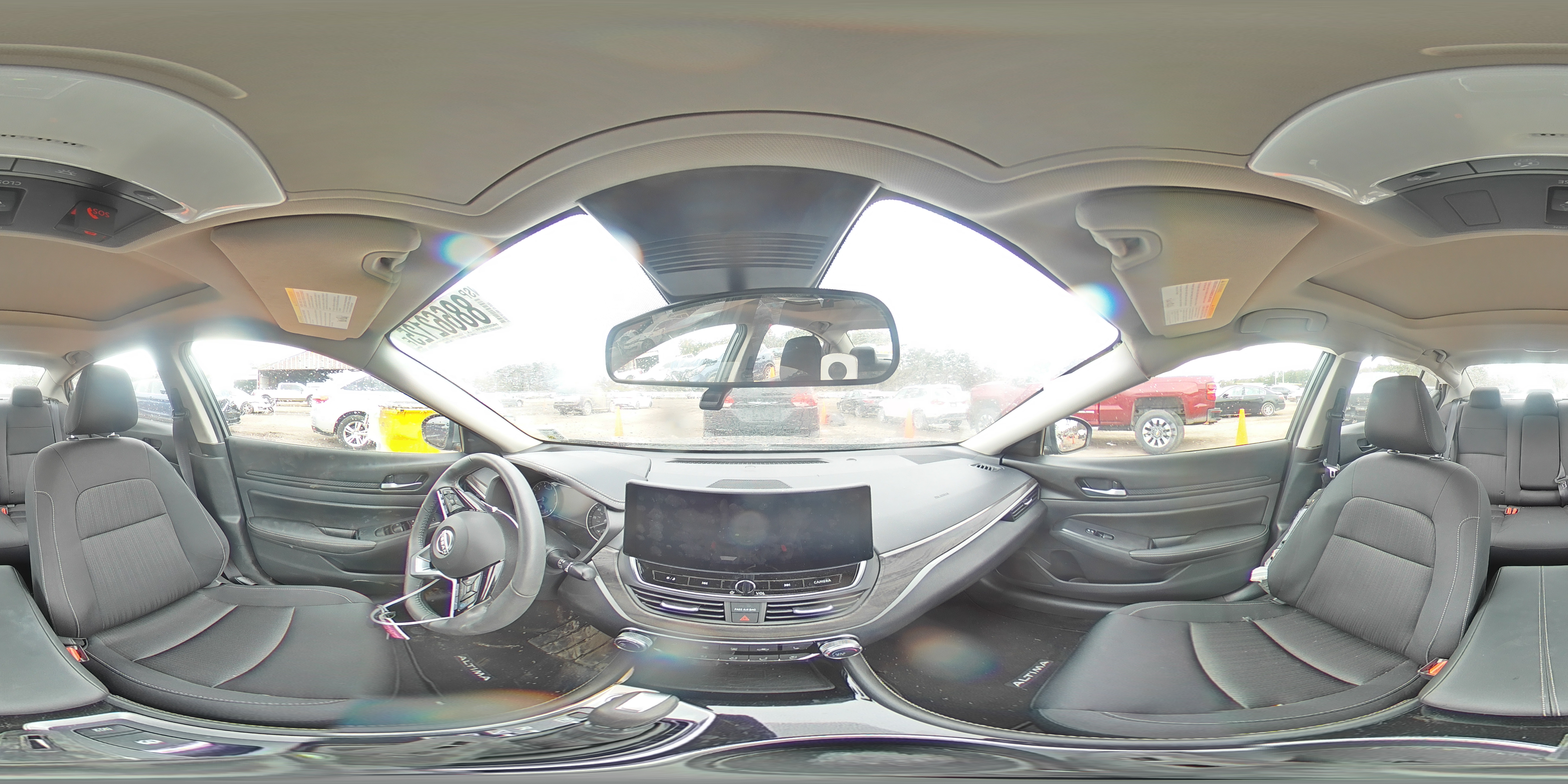 2024 Nissan Altima - Image 13