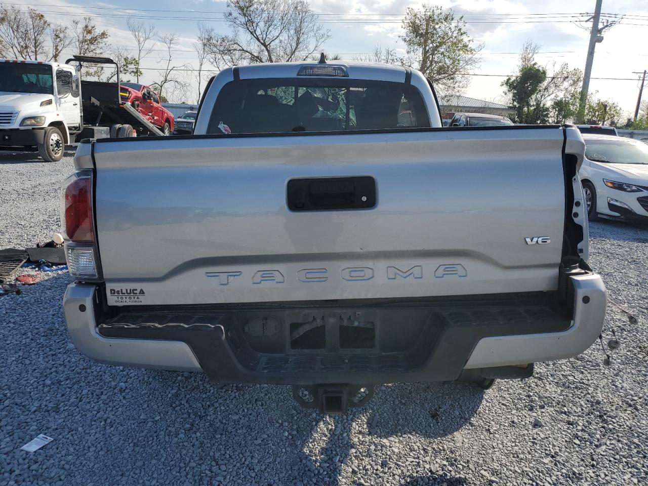 2020 Toyota Tacoma - Image 6