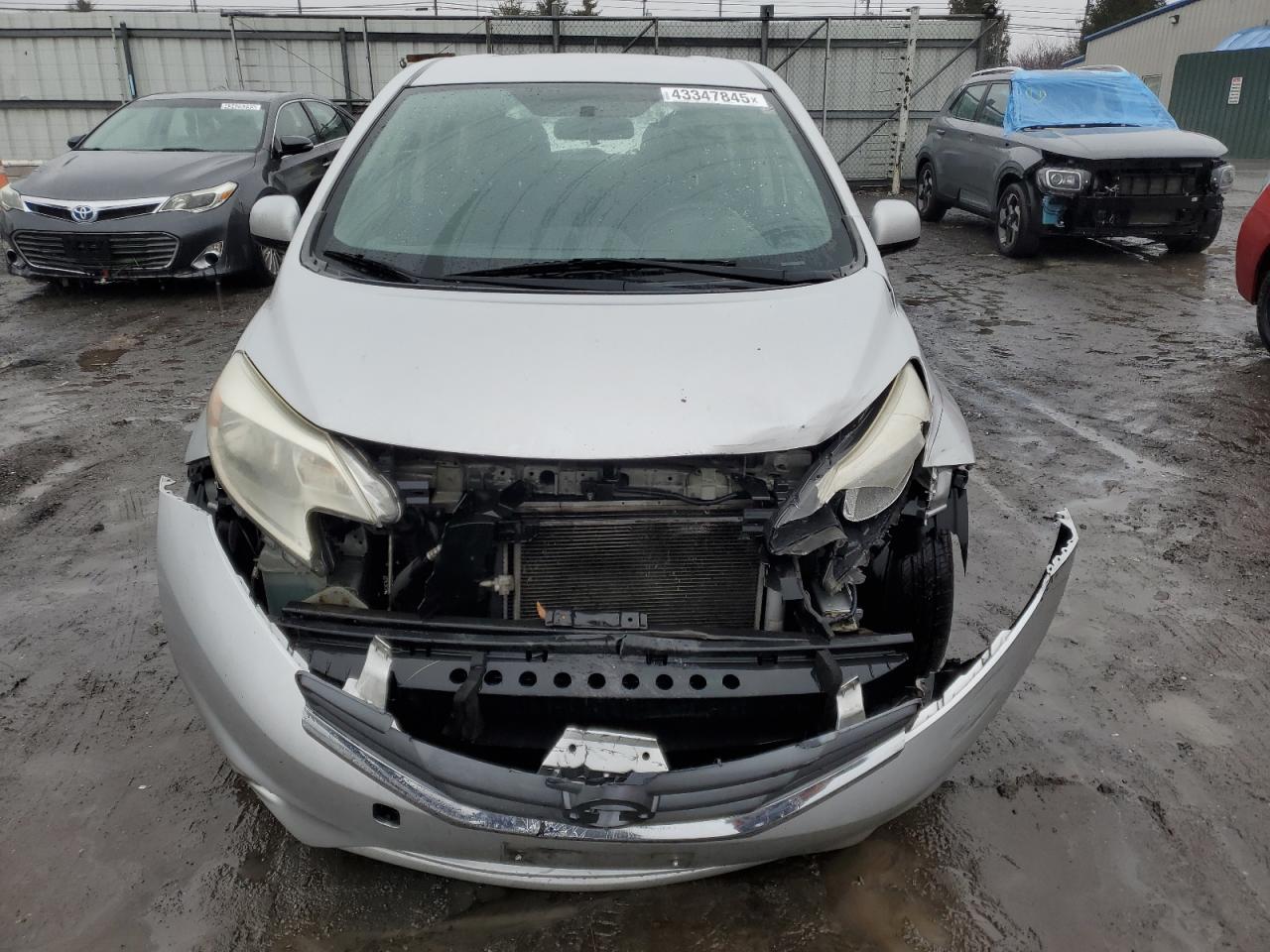 2014 Nissan Versa - Image 5