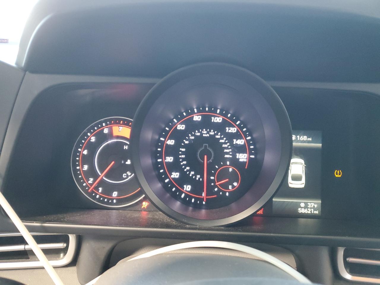 2023 Hyundai Elantra - Image 9