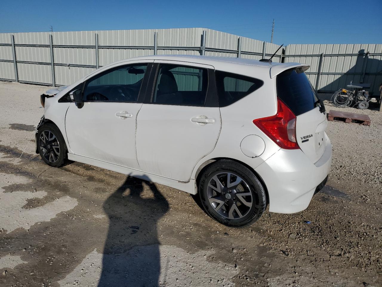 2016 Nissan Versa - Image 2