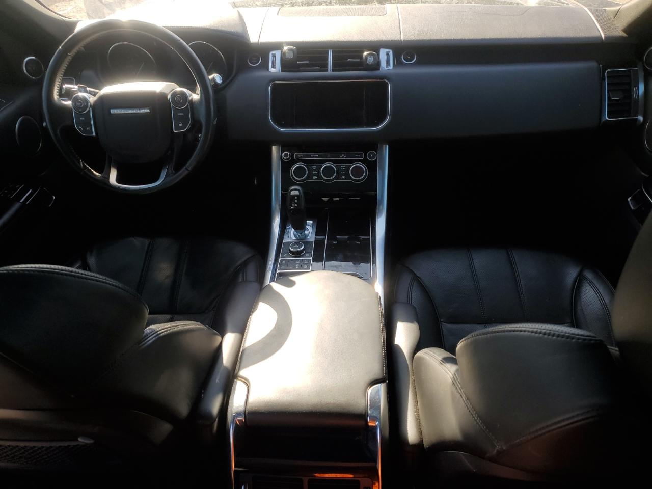 2016 Land Rover Range Rover - Image 8