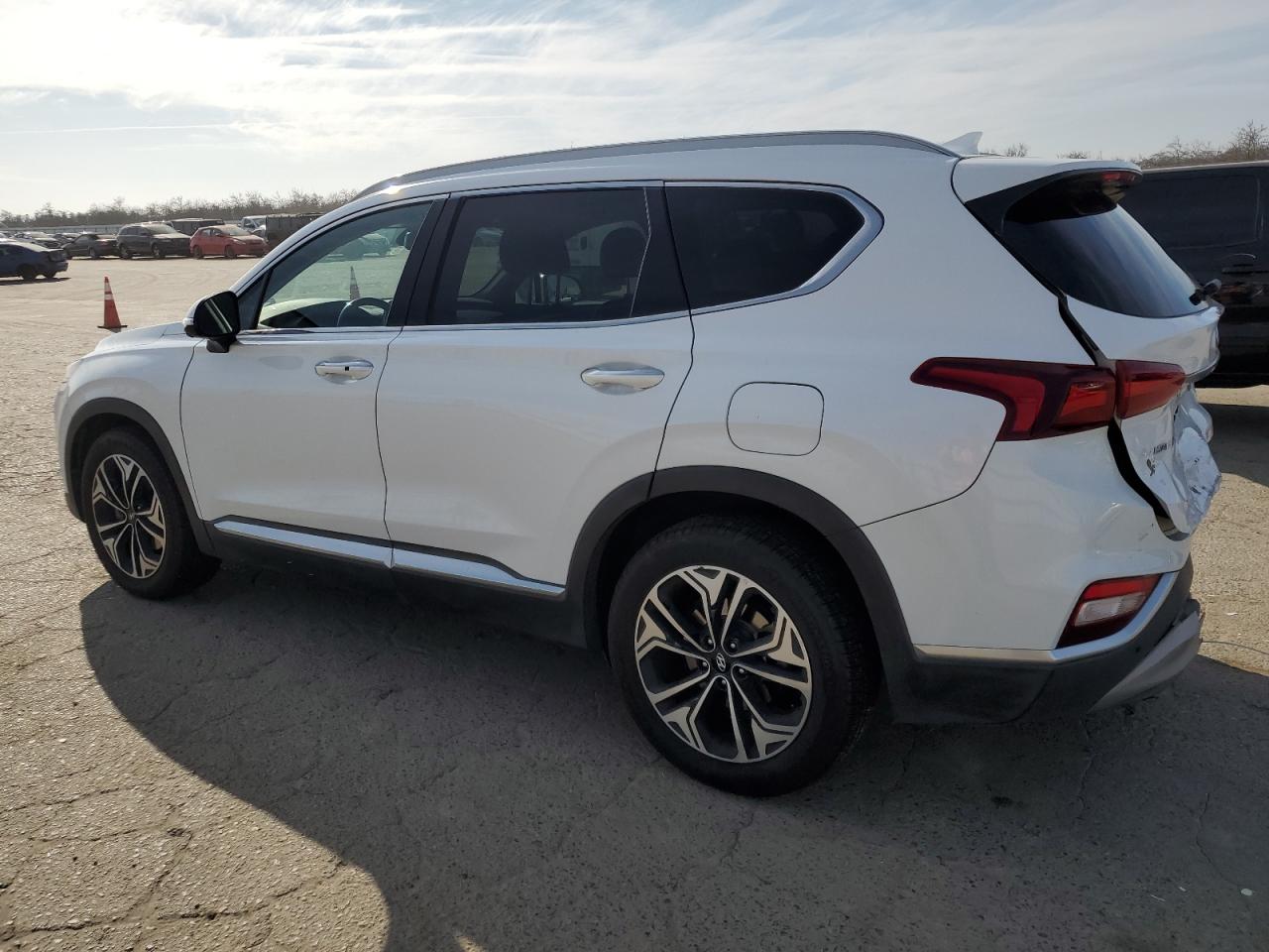 2019 Hyundai Santa Fe - Image 2