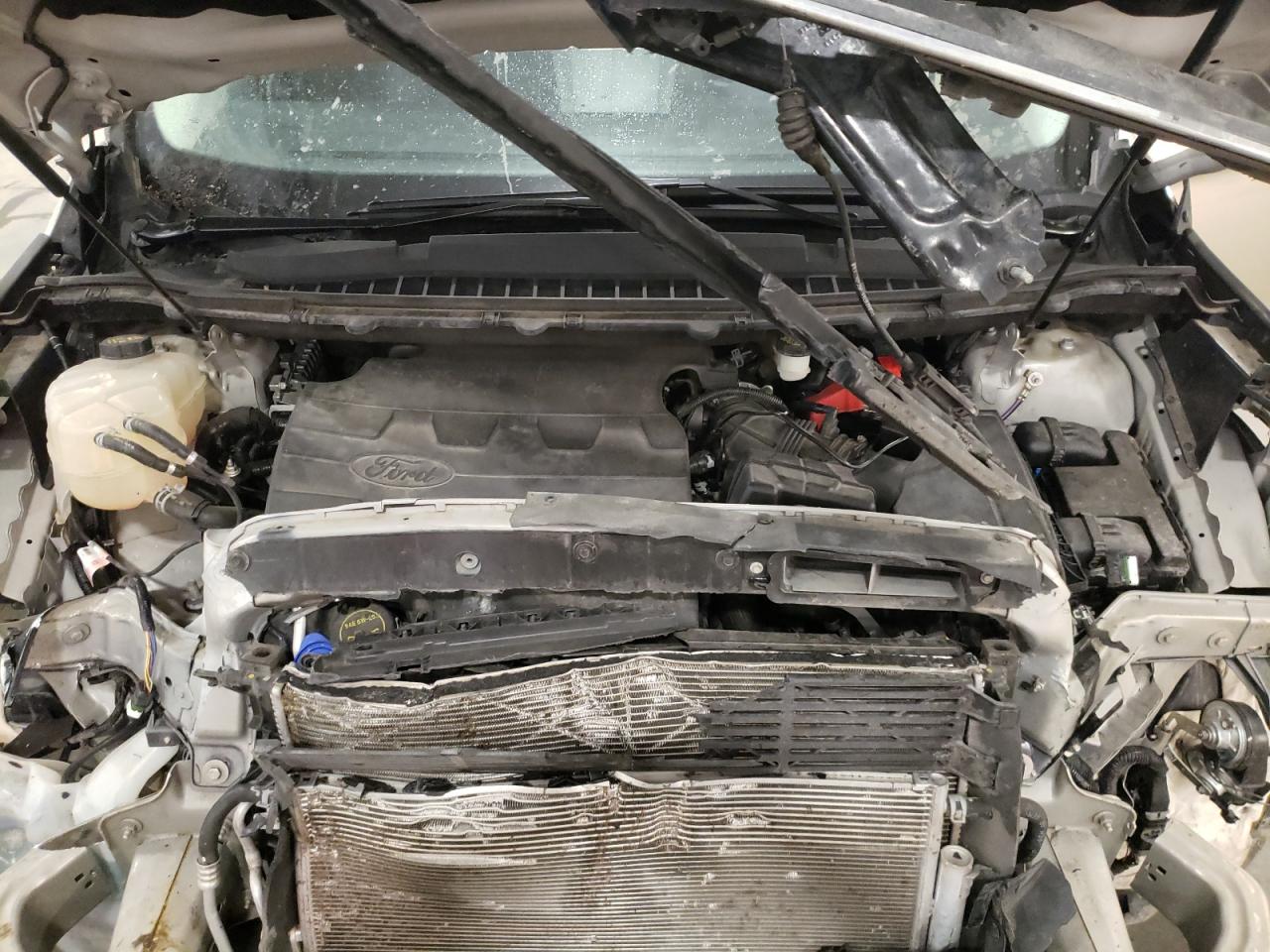 2018 Ford Edge - Image 12