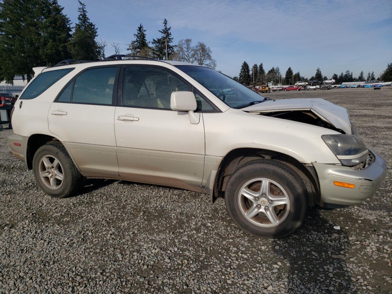 2000 Lexus RX - Image 4