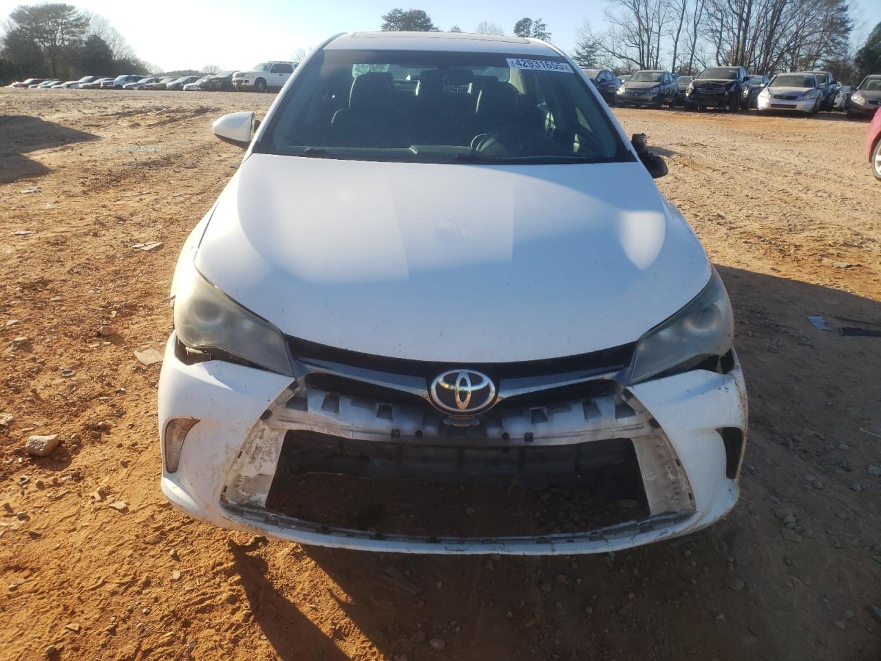 2015 Toyota Camry - Image 5