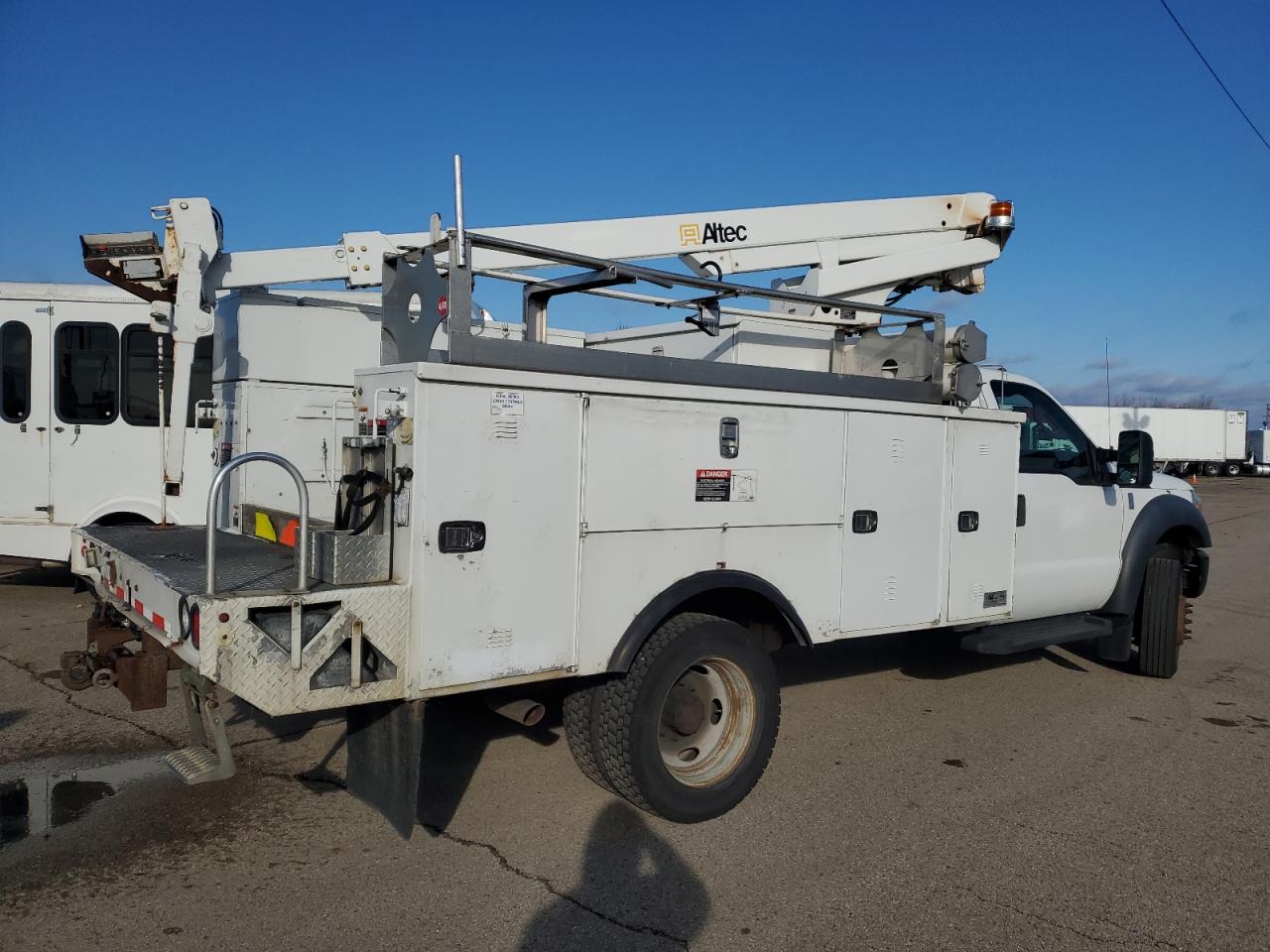 2012 Ford F450 - Image 3