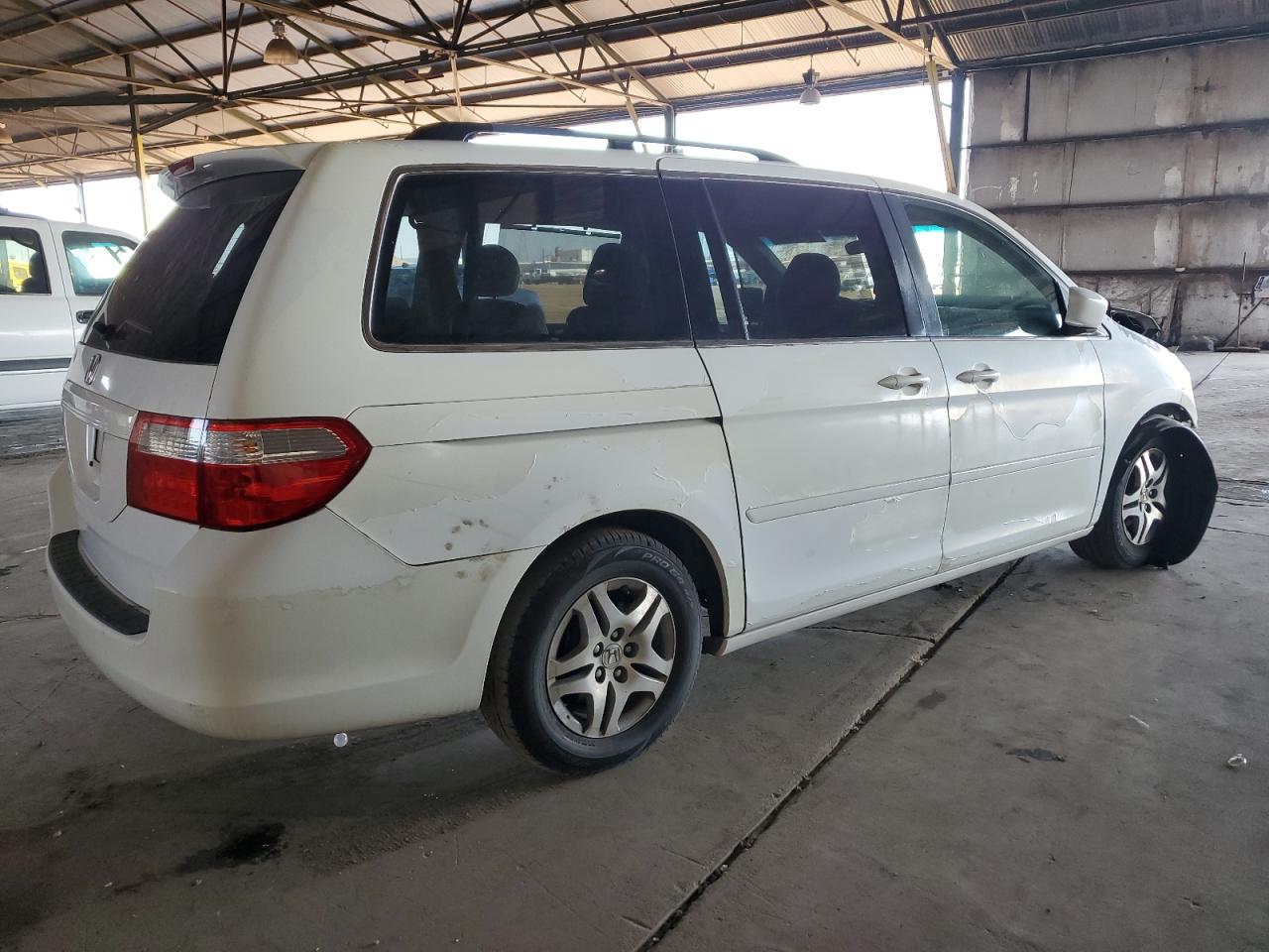 2006 Honda Odyssey - Image 3