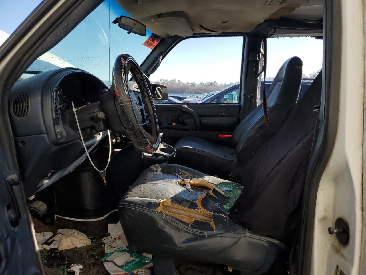 2004 Chevrolet Astro - Image 7