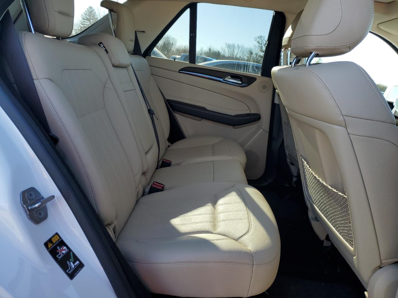 2018 Mercedes-Benz GLE - Image 11
