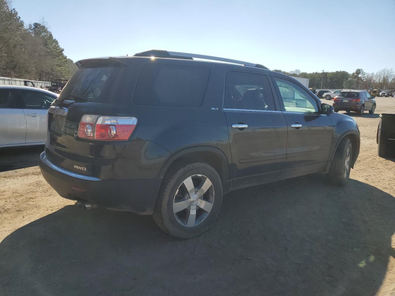 2012 GMC Acadia - Image 3