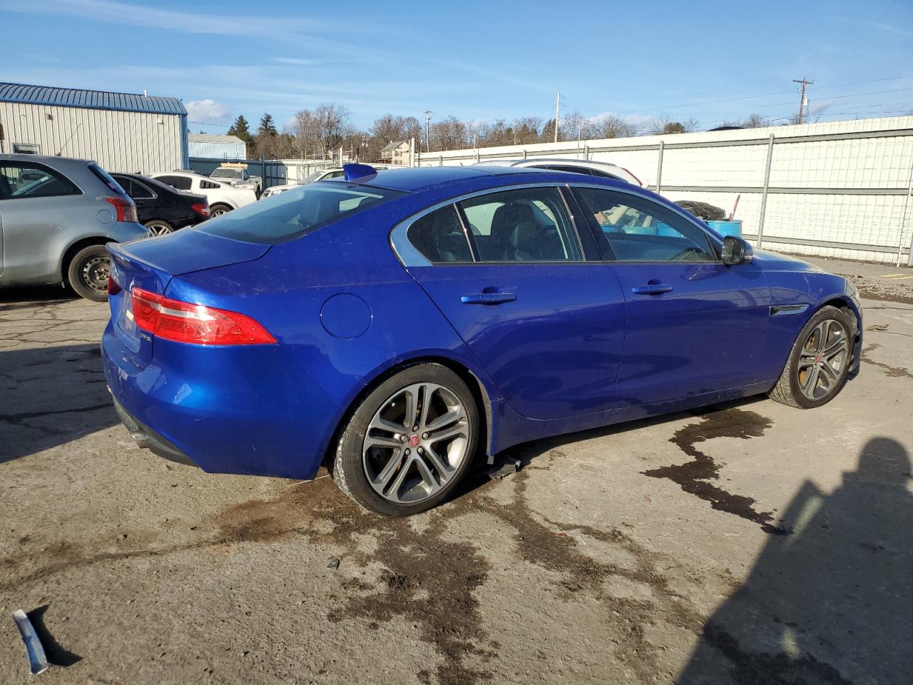 2017 Jaguar XE - Image 3