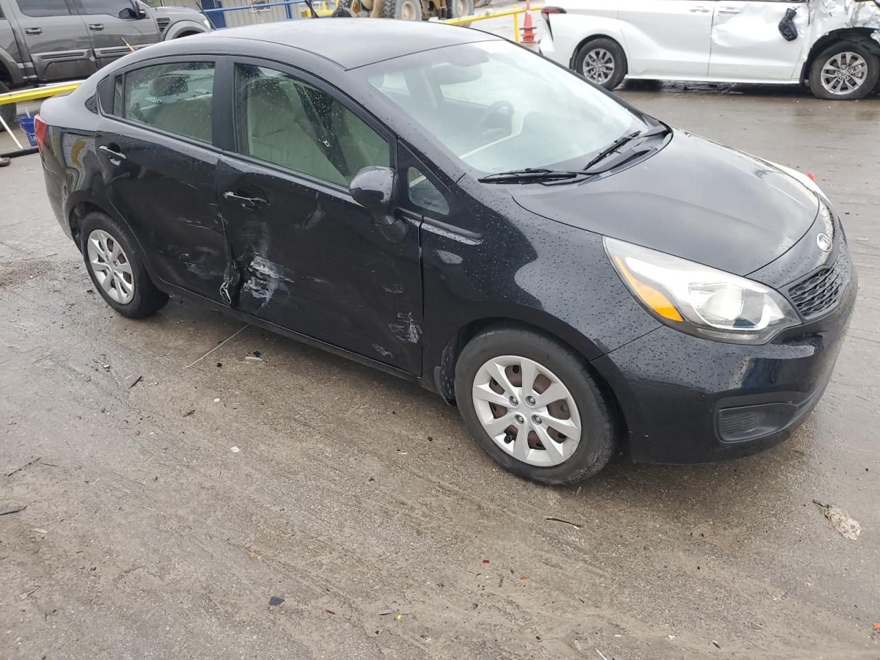 2013 Kia Rio - Image 4