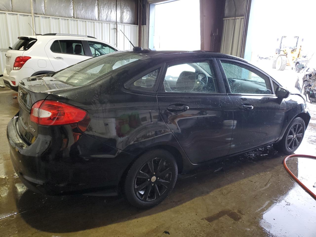 2013 Ford Fiesta - Image 3