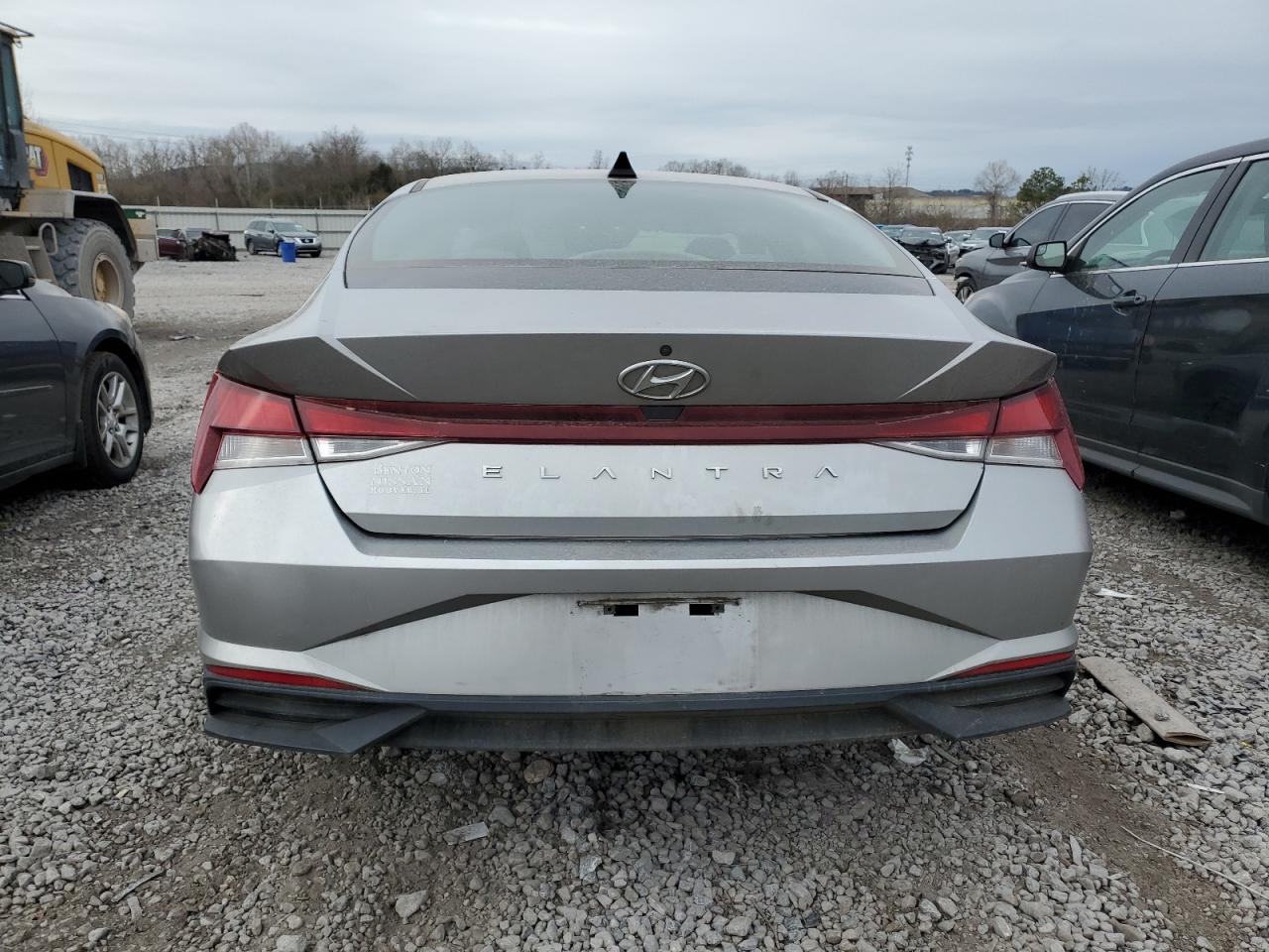 2021 Hyundai Elantra - Image 6