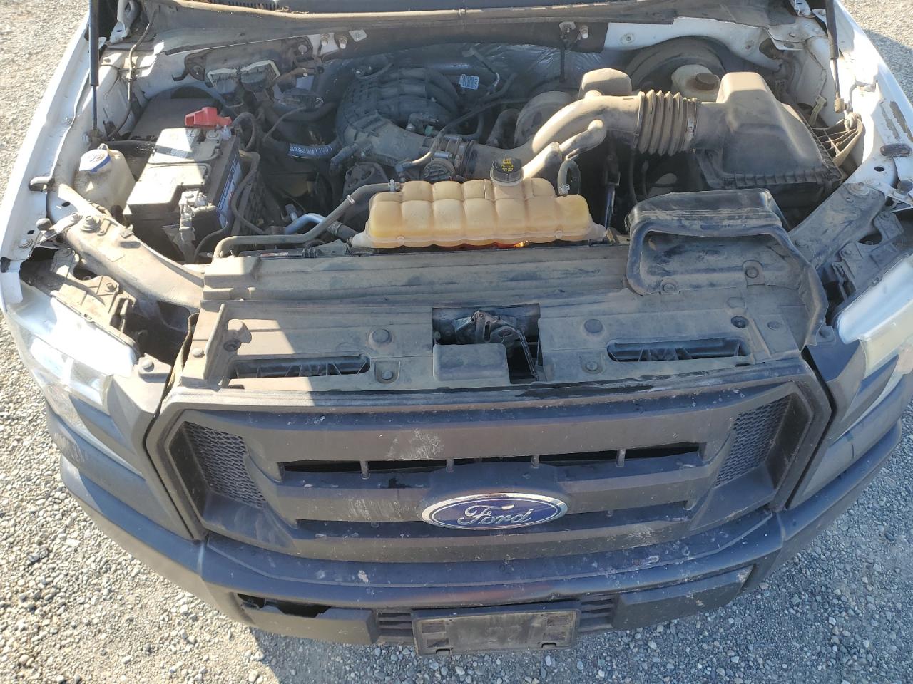 2016 Ford F-150 - Image 13